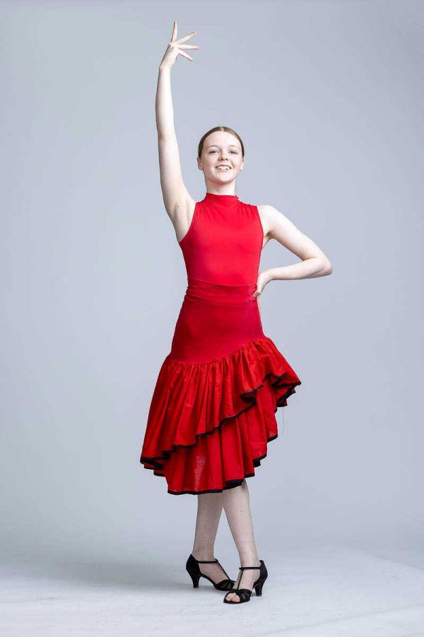 Red skirt with red leotard - Image 2